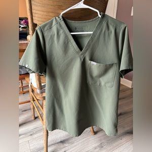 Figs Catarina Top- Moss Green M